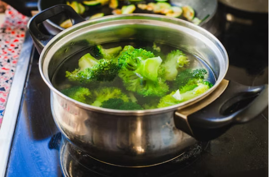 Легкий пакустный суп при подагре