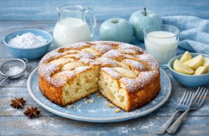 Шарлотка на кефире