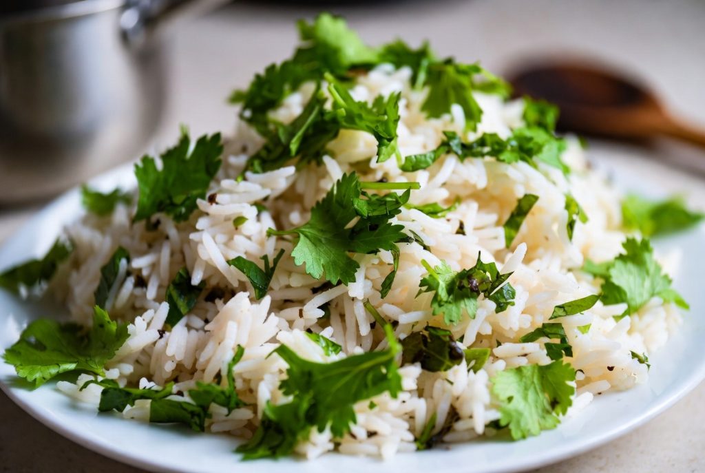 Индийский рис с зеленью