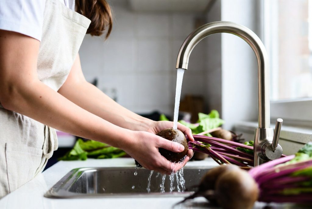 Свекольные котлеты на сковороде